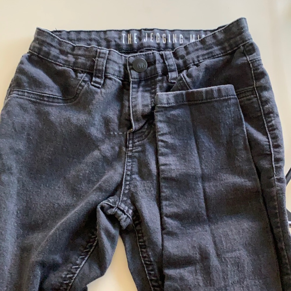 Charcoal black mid rise jegging
